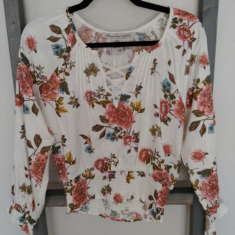 NWT American Rag Floral Road Trip Crop Top Size XS